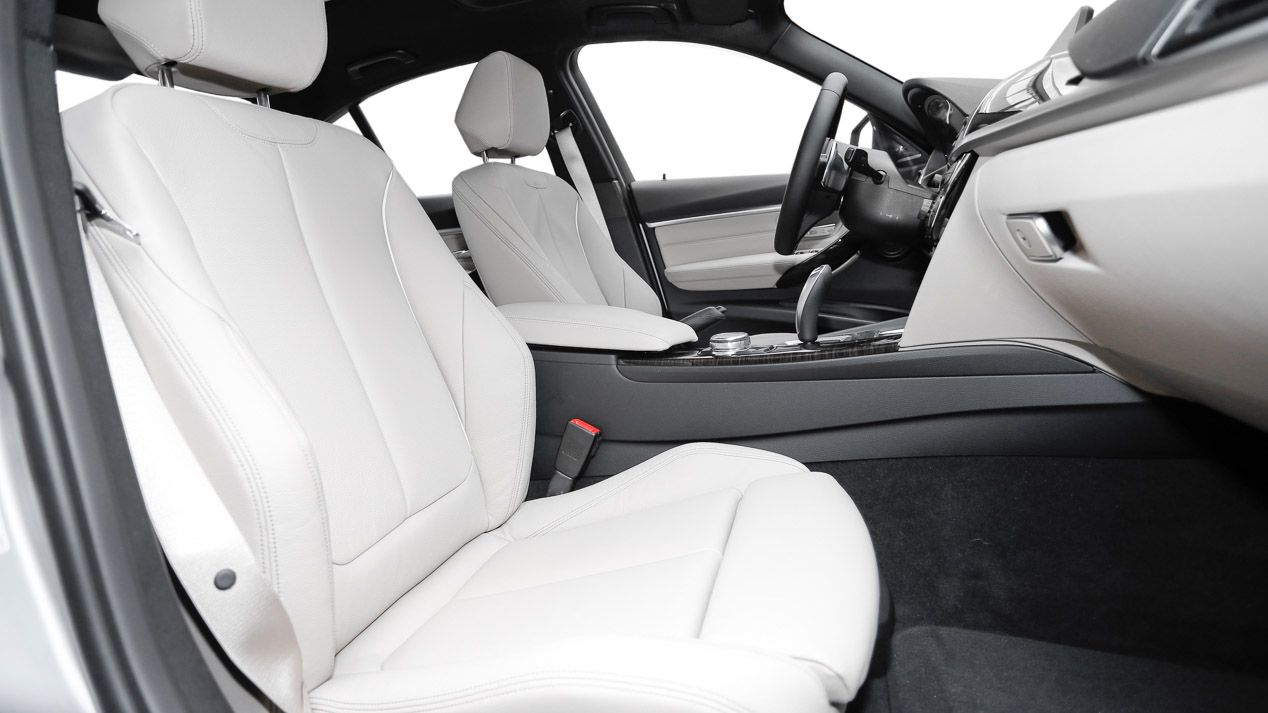 Probamos el nuevo BMW 330e, un Serie 3 muy especial