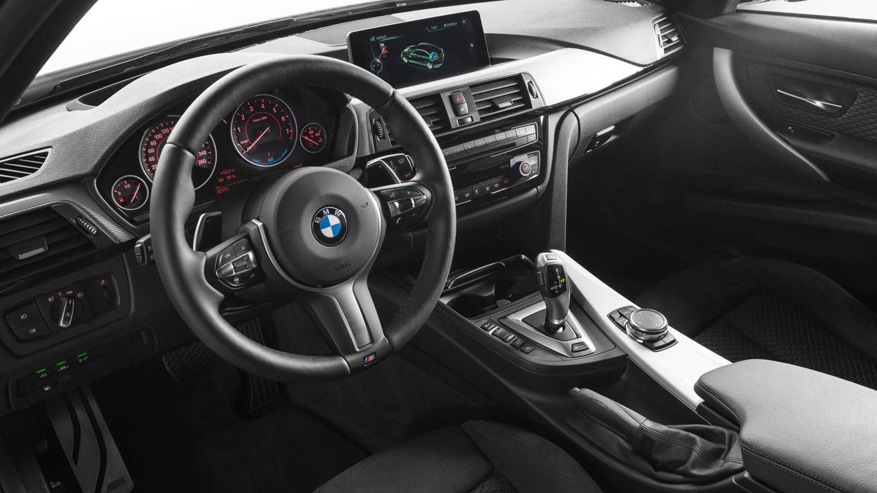 Probamos el nuevo BMW 330e, un Serie 3 muy especial