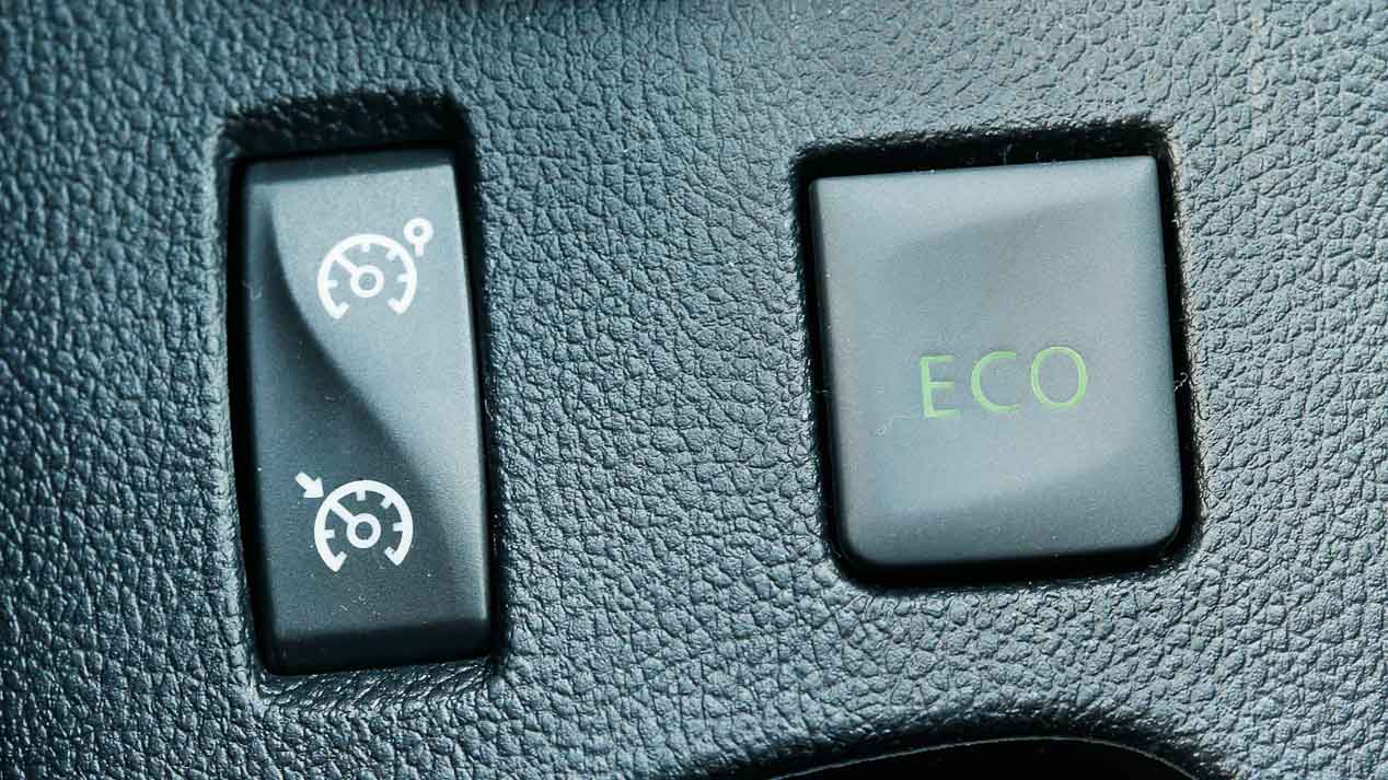 Renault Clio Energy TCe 90 vs Seat Ibiza 1.0 TSI 95