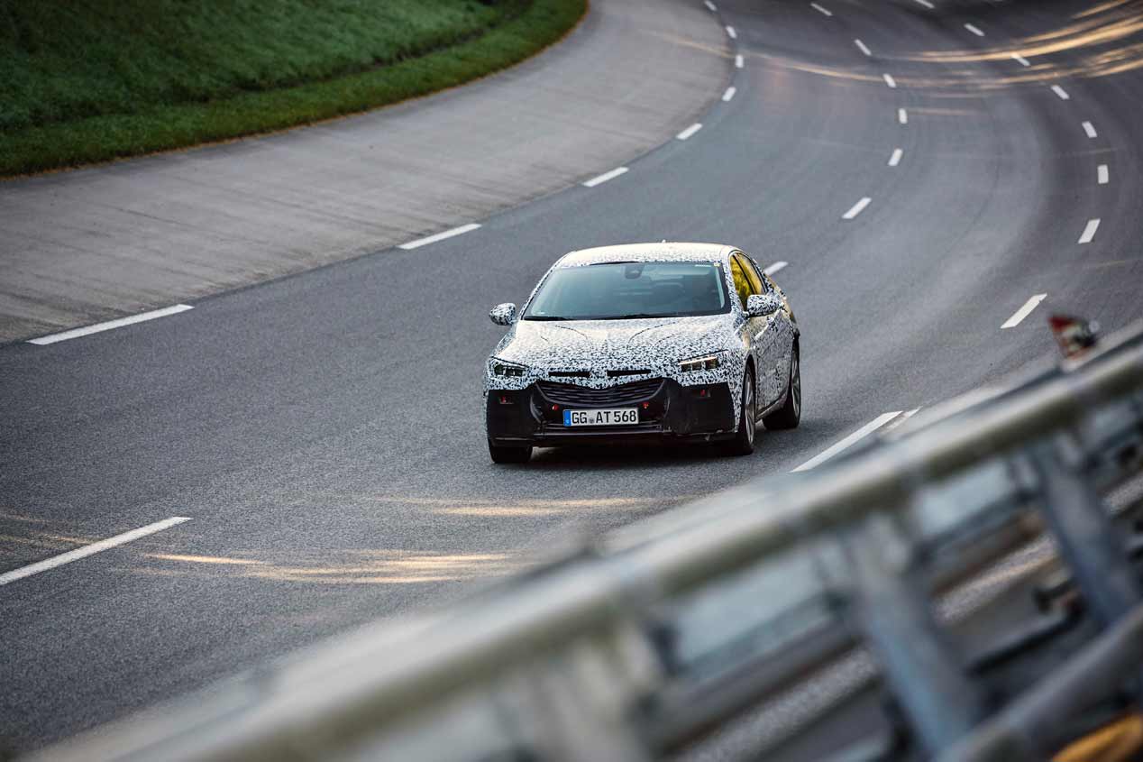 Opel Insignia Grand Sport 2017, primeras fotos