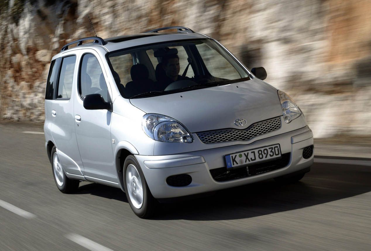 Especial Halloween: coches tan feos que dan miedo