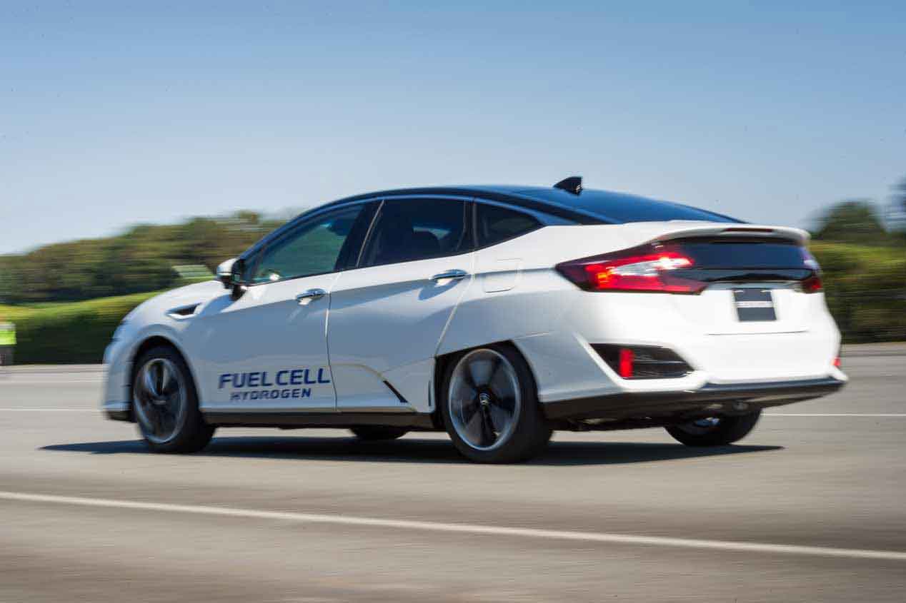Honda Clarity Fuel Cell, un rival para el Toyota Mirai