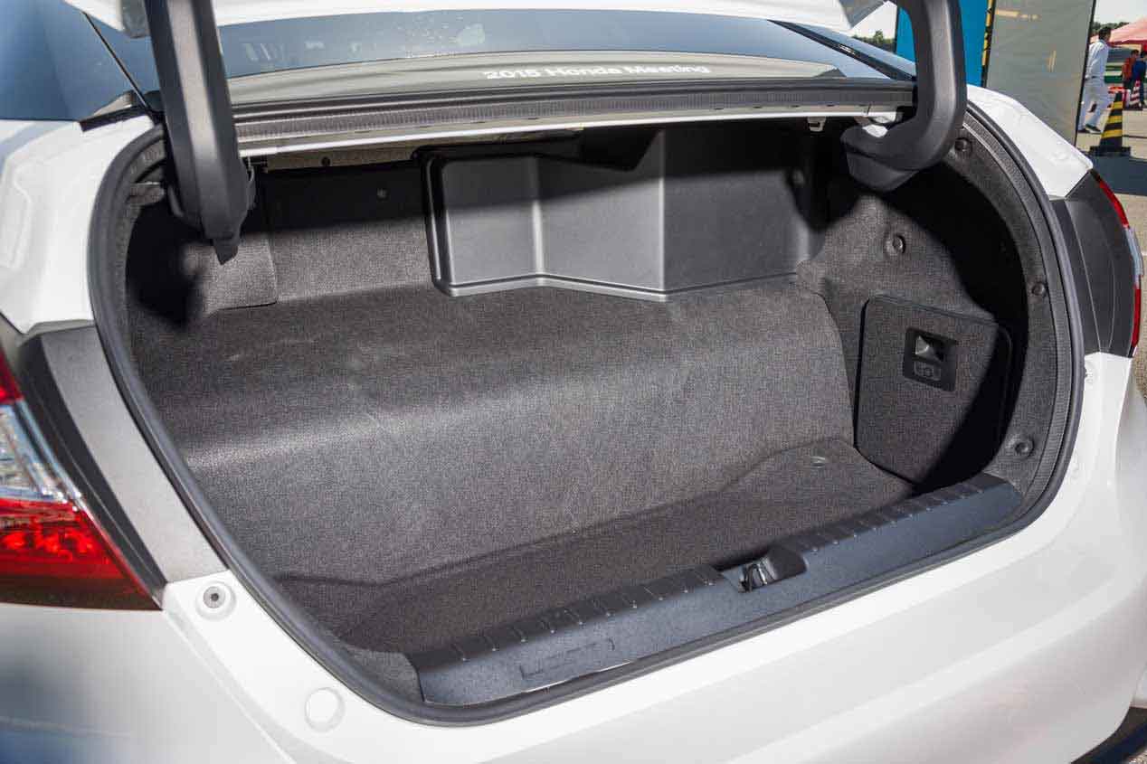 Honda Clarity Fuel Cell, un rival para el Toyota Mirai