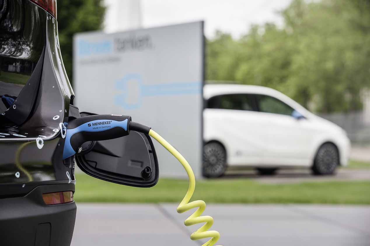 Mercedes fabricará en su planta de Bremen la nueva generación EQ de coches eléctricos y de pila de combustible