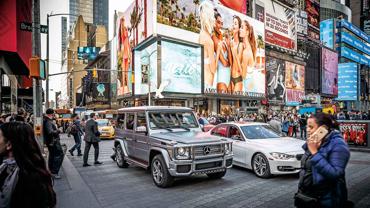 Un Mercedes AMG G65 cruza las calles de Nueva York