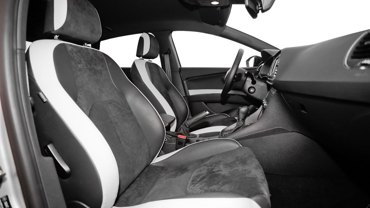 Honda Civic Type R, Ford Focus RS y Seat León Cupra, ¿cuál es el mejor deportivo?
