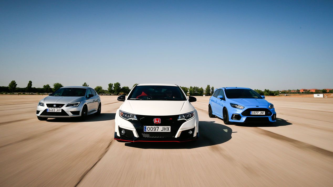 Honda Civic Type R, Ford Focus RS y Seat León Cupra, ¿cuál es el mejor deportivo?