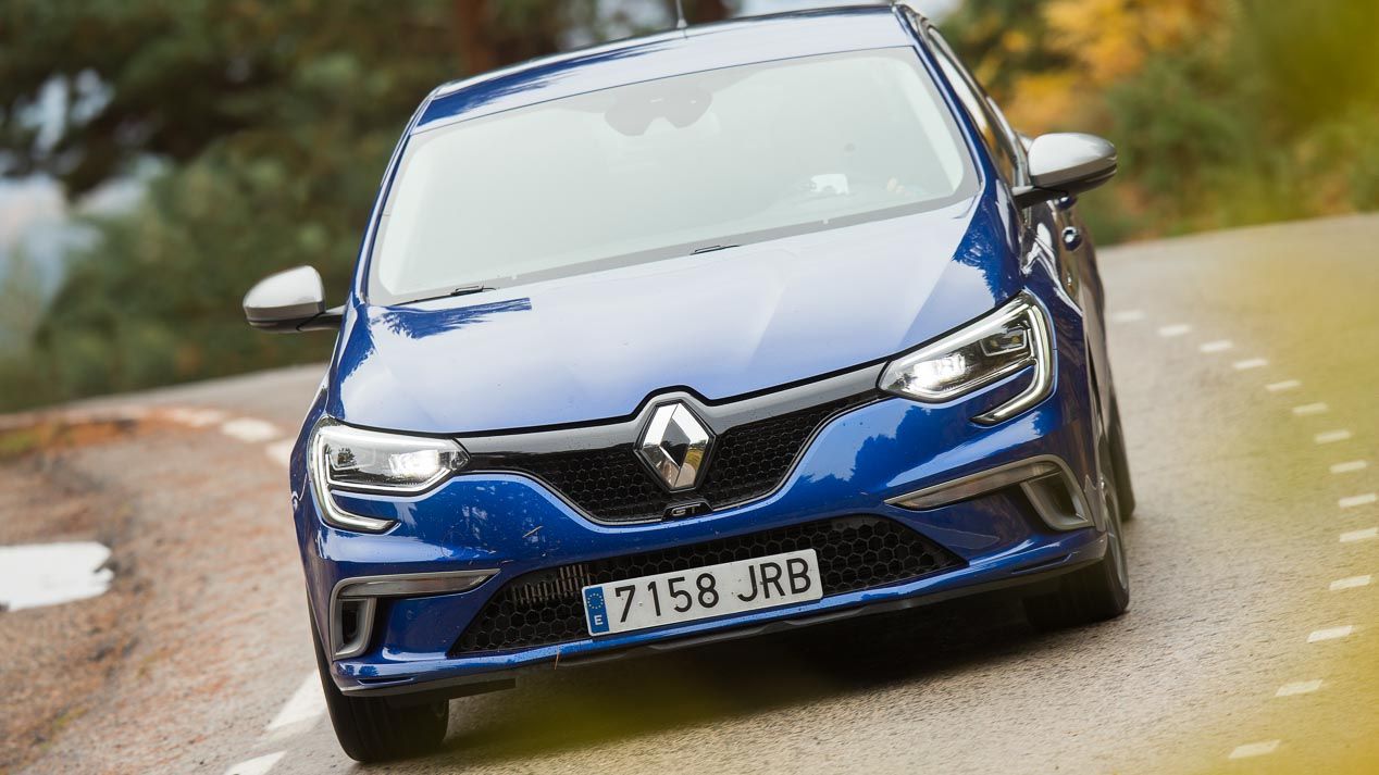 Renault Megane GT contra Opel Astra Turbo
