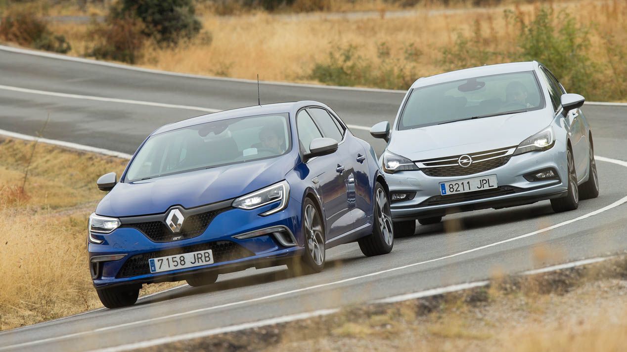 Renault Megane GT contra Opel Astra Turbo