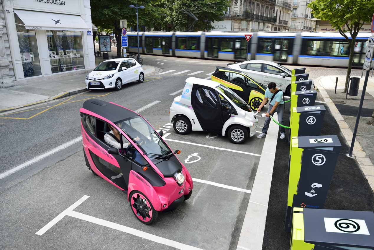 Toyota crea una empresa independiente para desarrollar el coche eléctrico
