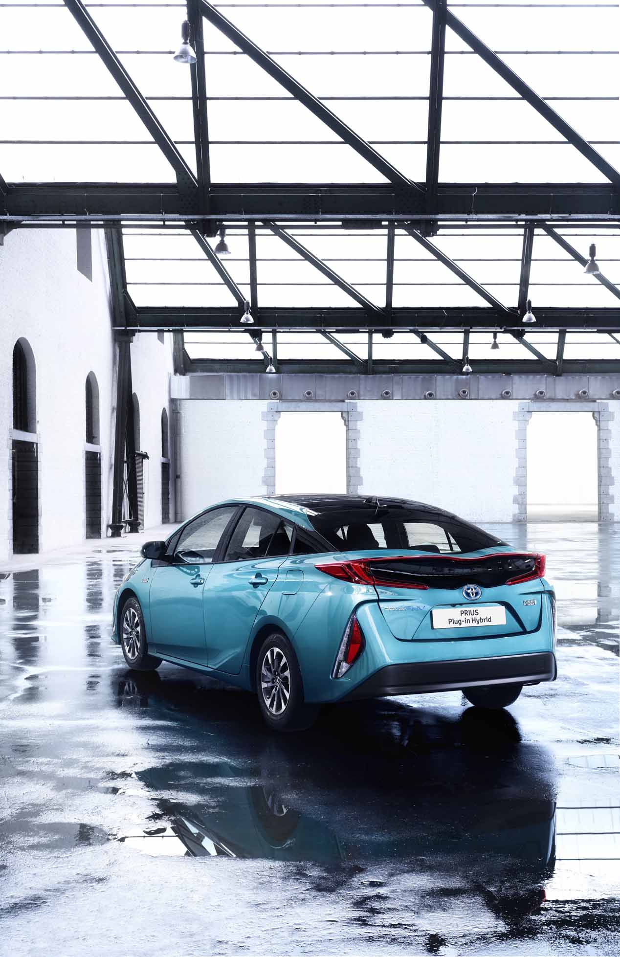 Toyota crea una empresa independiente para desarrollar el coche eléctrico