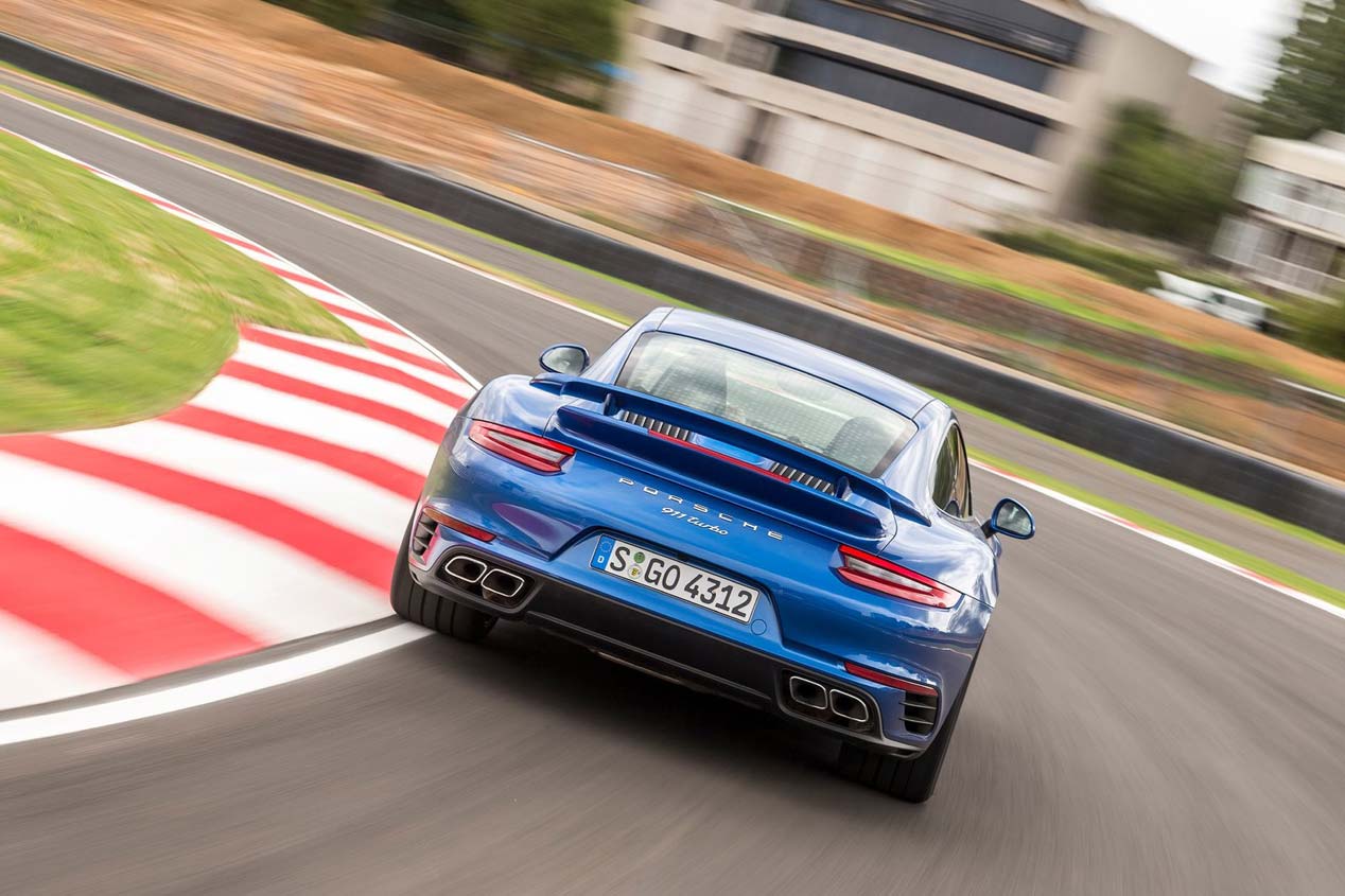 Porsche 911 Turbo: ¿por qué acelera tan rápido?