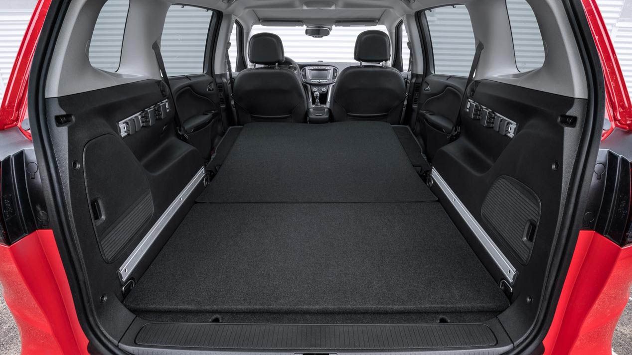 Opel Zafira 2016, en vídeo