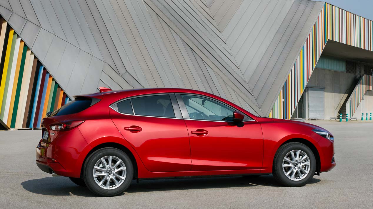 Mazda actualiza la imagen de su Mazda3