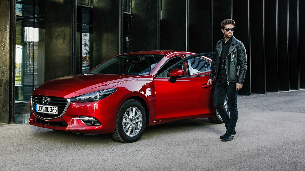 Mazda actualiza la imagen de su Mazda3