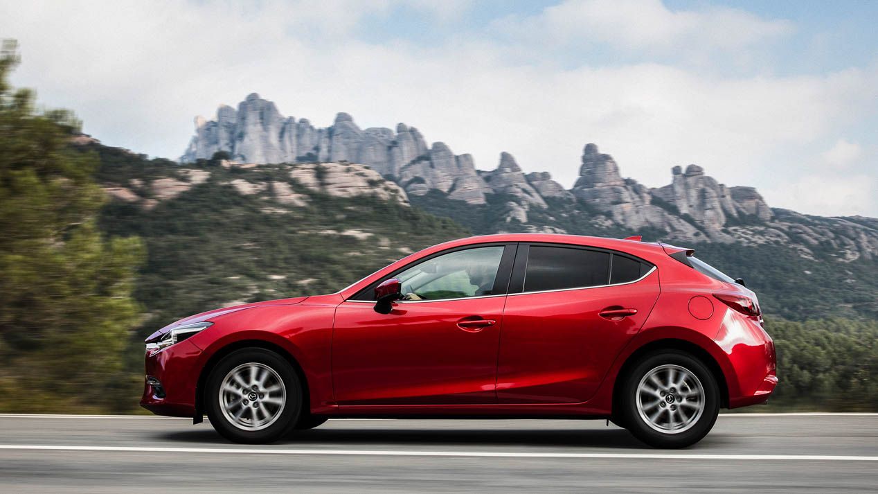 Mazda actualiza la imagen de su Mazda3