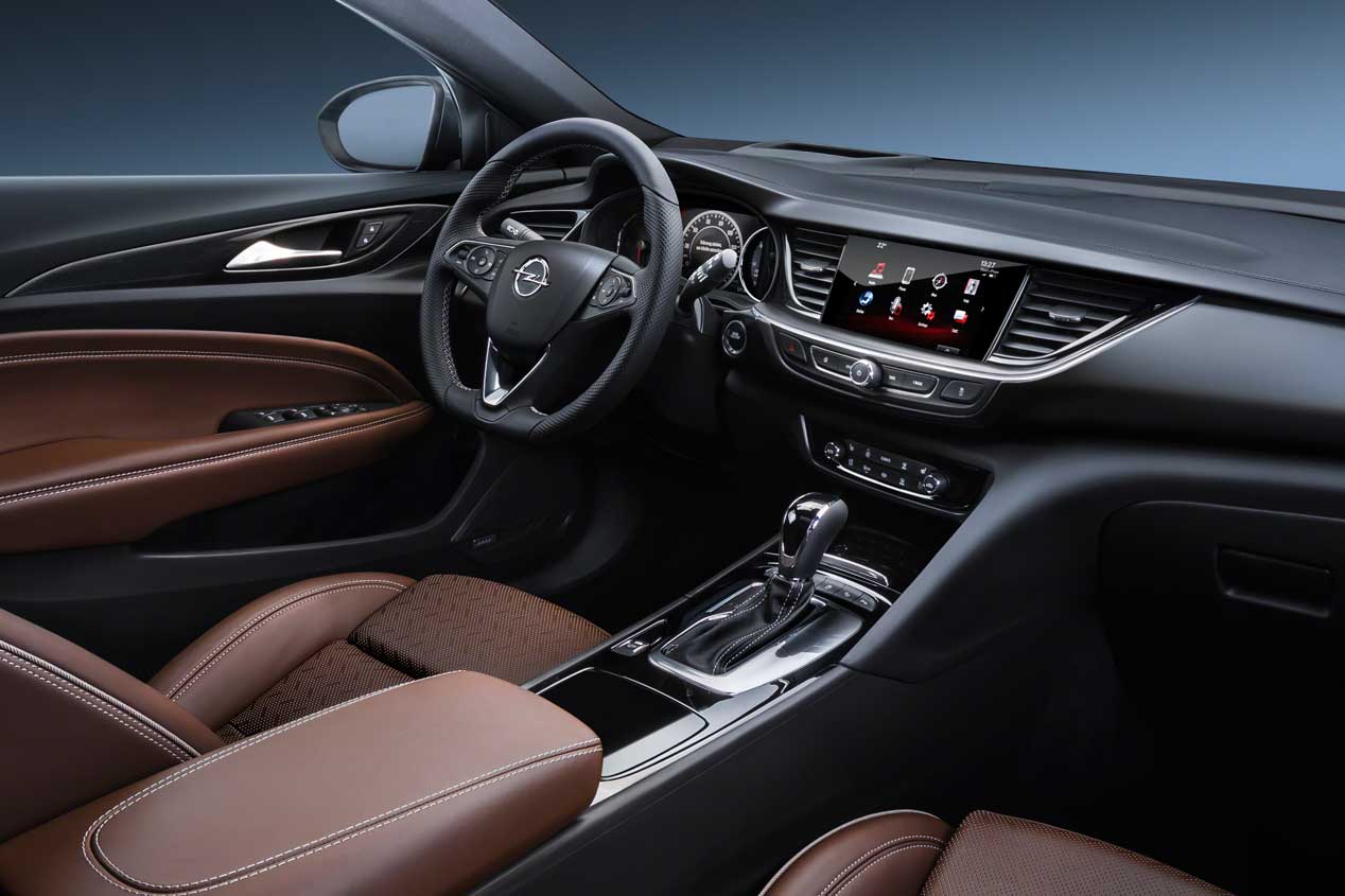 Opel Insignia Grand Sport 2017: primeras imágenes oficiales