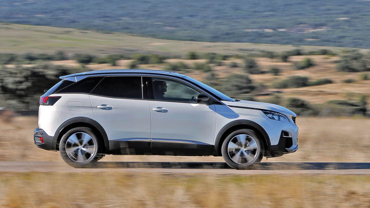 Peugeot 3008, 308 y 308 SW: ¿interesa más un SUV, un compacto o un familiar?