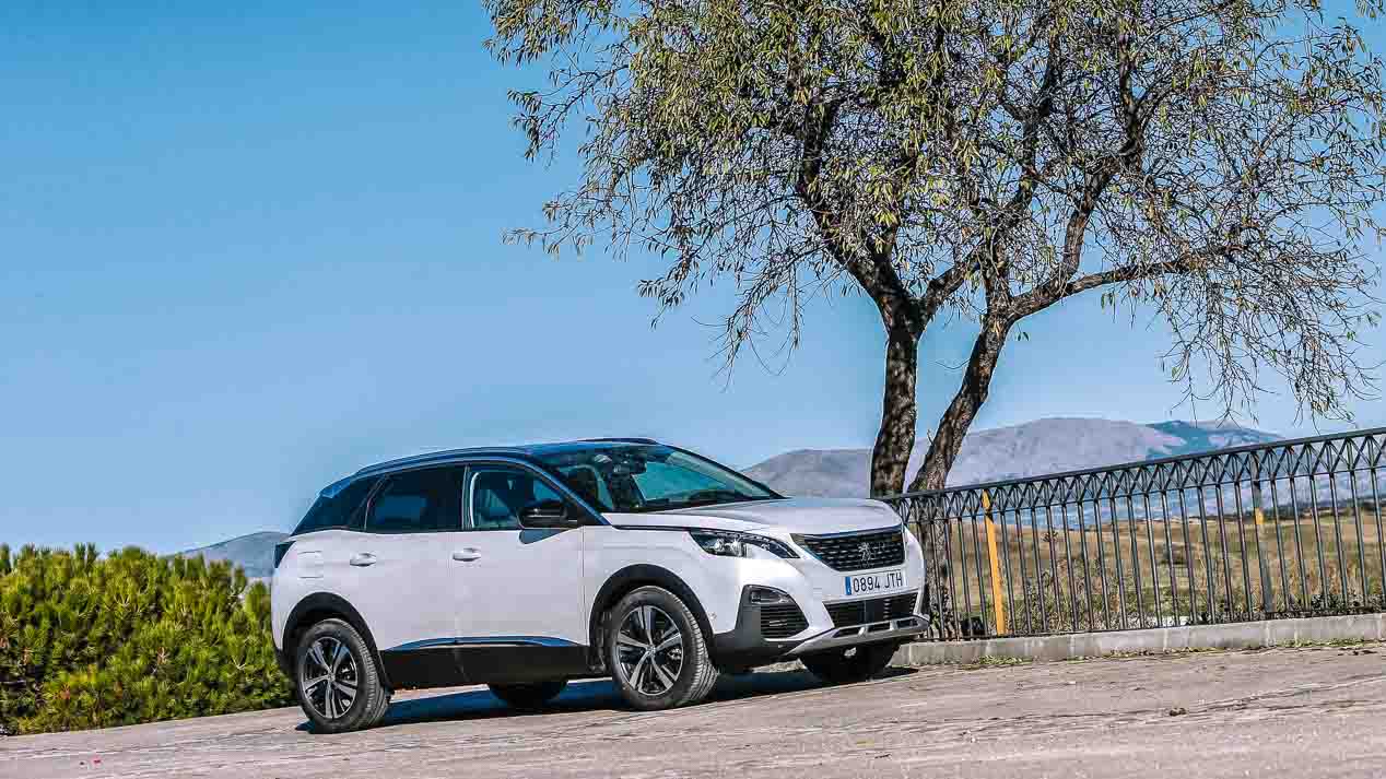 Peugeot 3008, 308 y 308 SW: ¿interesa más un SUV, un compacto o un familiar?