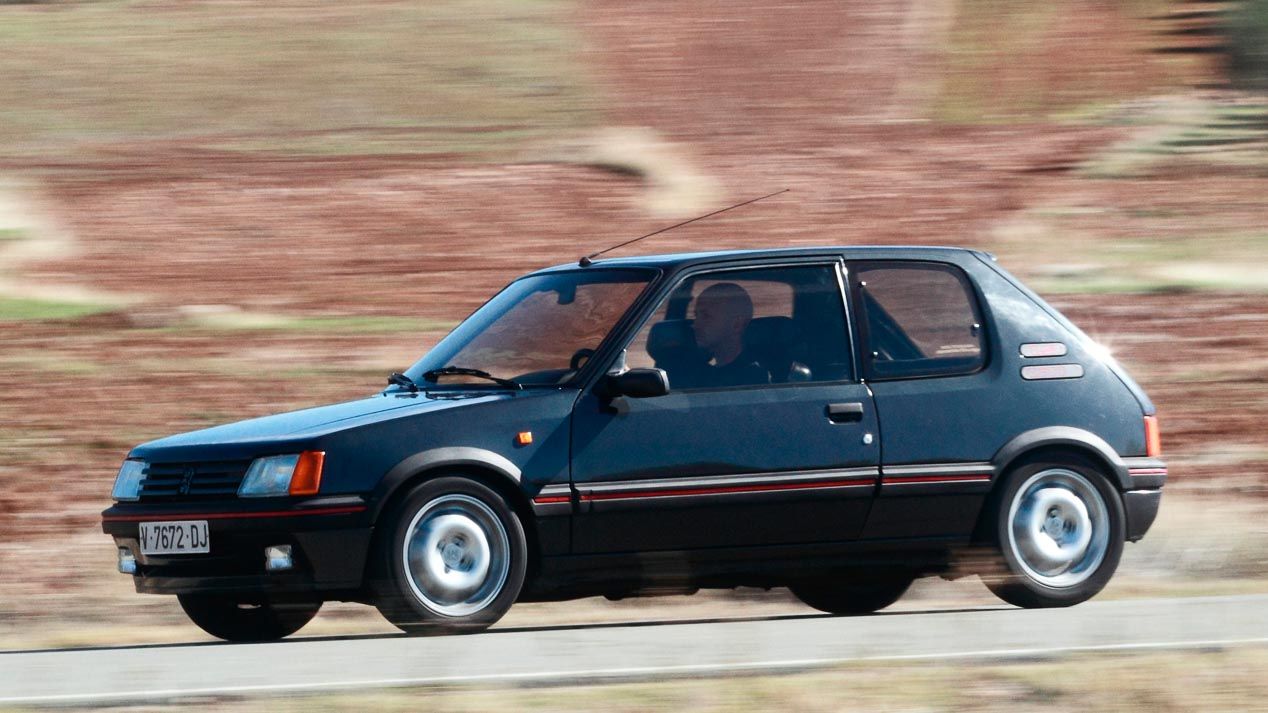 Alfa Romeo 75 V6, Lancia Delta HF Integrale y Peugeot 205 GTI