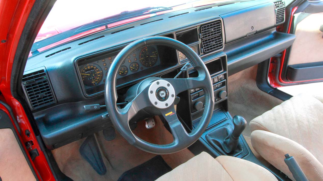 Alfa Romeo 75 V6, Lancia Delta HF Integrale y Peugeot 205 GTI
