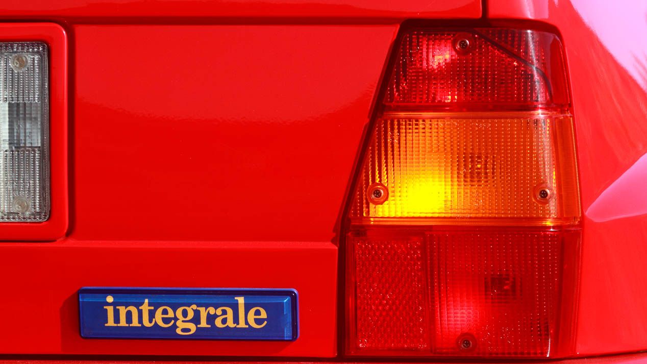 Alfa Romeo 75 V6, Lancia Delta HF Integrale y Peugeot 205 GTI