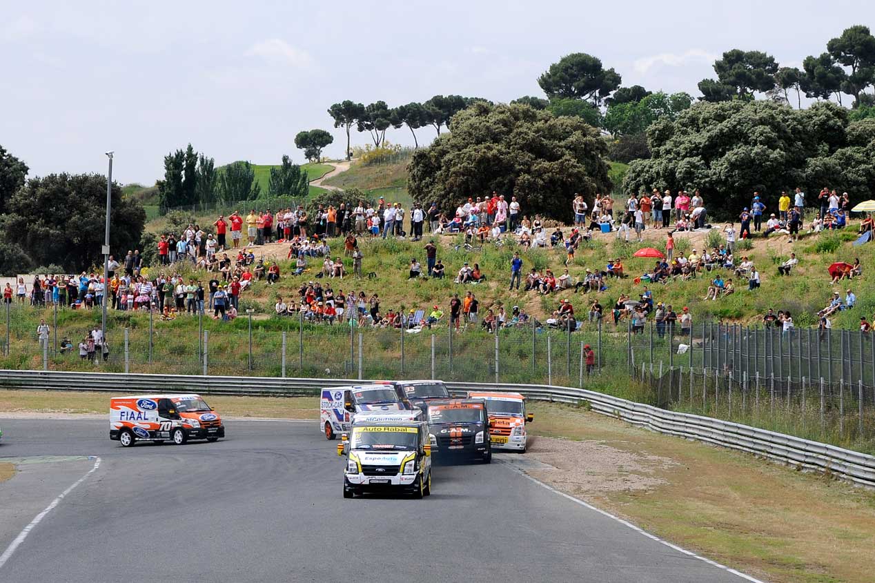La carrera Ford Transit Trophy, en fotos