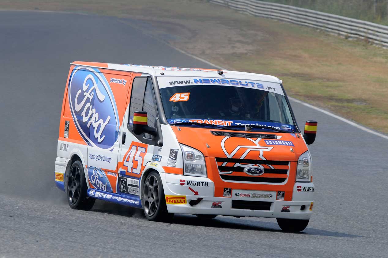 La carrera Ford Transit Trophy, en fotos