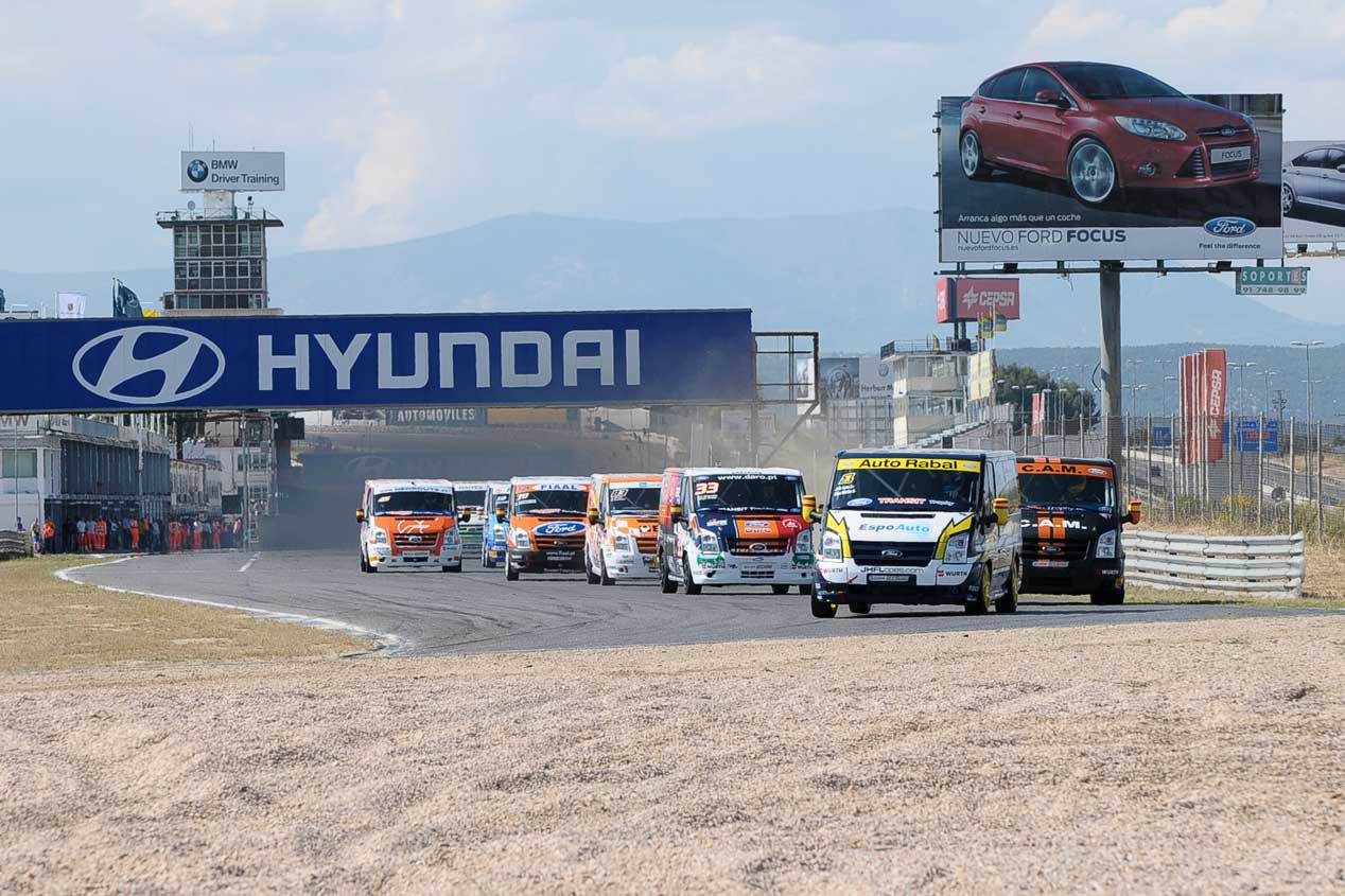 La carrera Ford Transit Trophy, en fotos