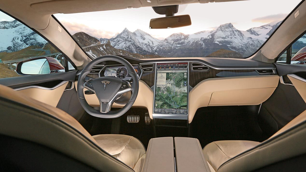 Como comprar un coche eléctrico de Tesla en España