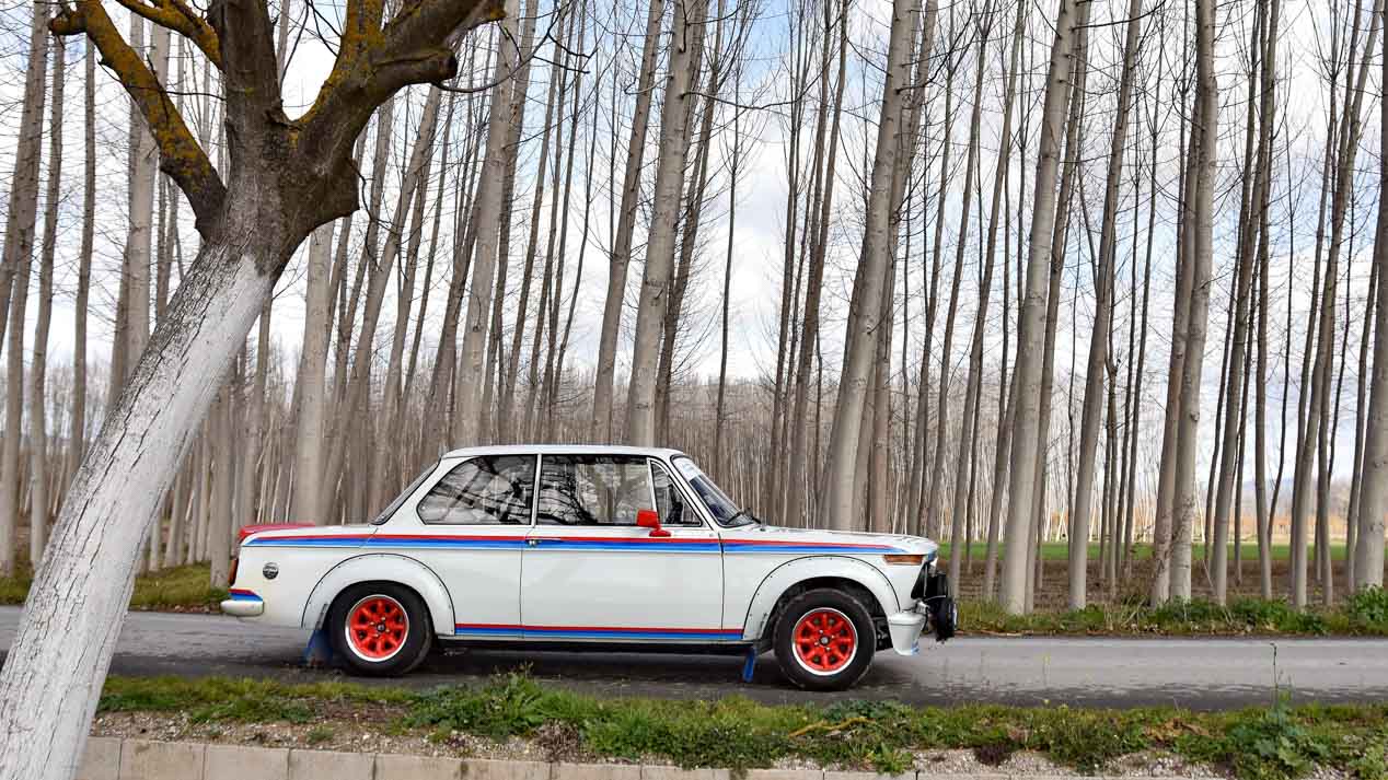 BMW 2002 Tii: un deportivo mítico, en fotos