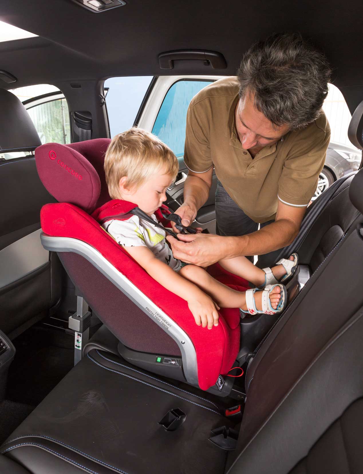 Sillas infantiles para el coche, algunos modelos en fotos