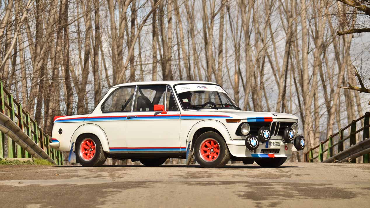 BMW 2002 Tii: un deportivo mítico, en fotos