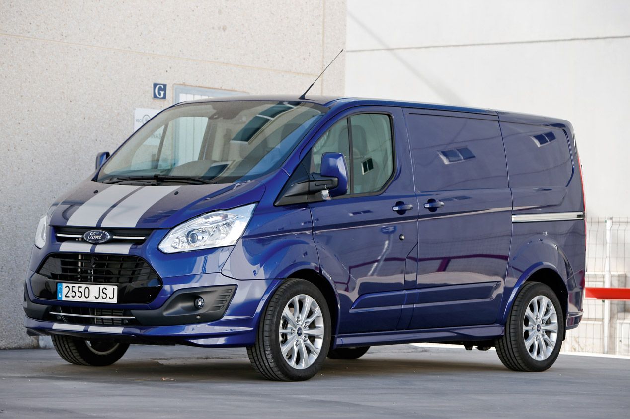 Ford Transit Custom Van Sport, en fotos
