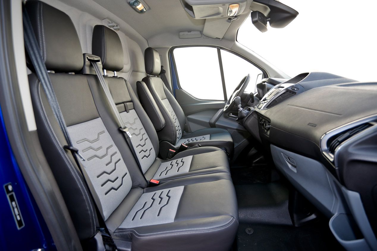 Ford Transit Custom Van Sport, en fotos