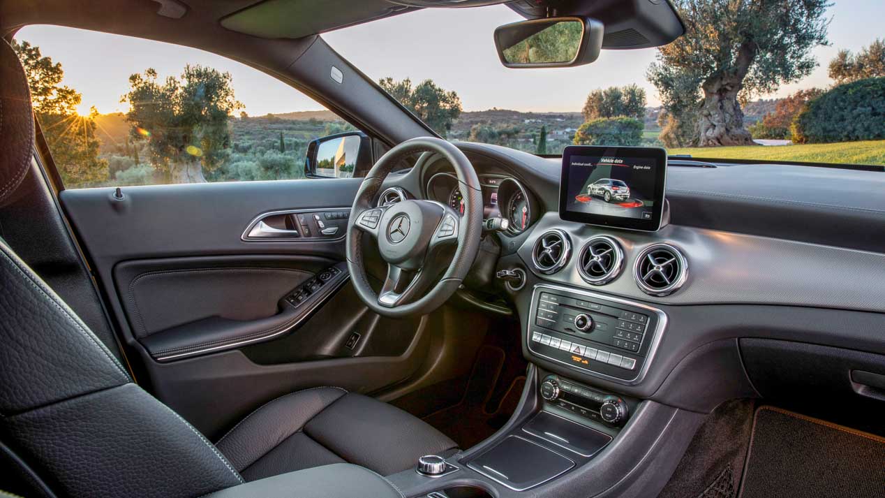 Mercedes GLA 2017, el SUV compacto se renueva