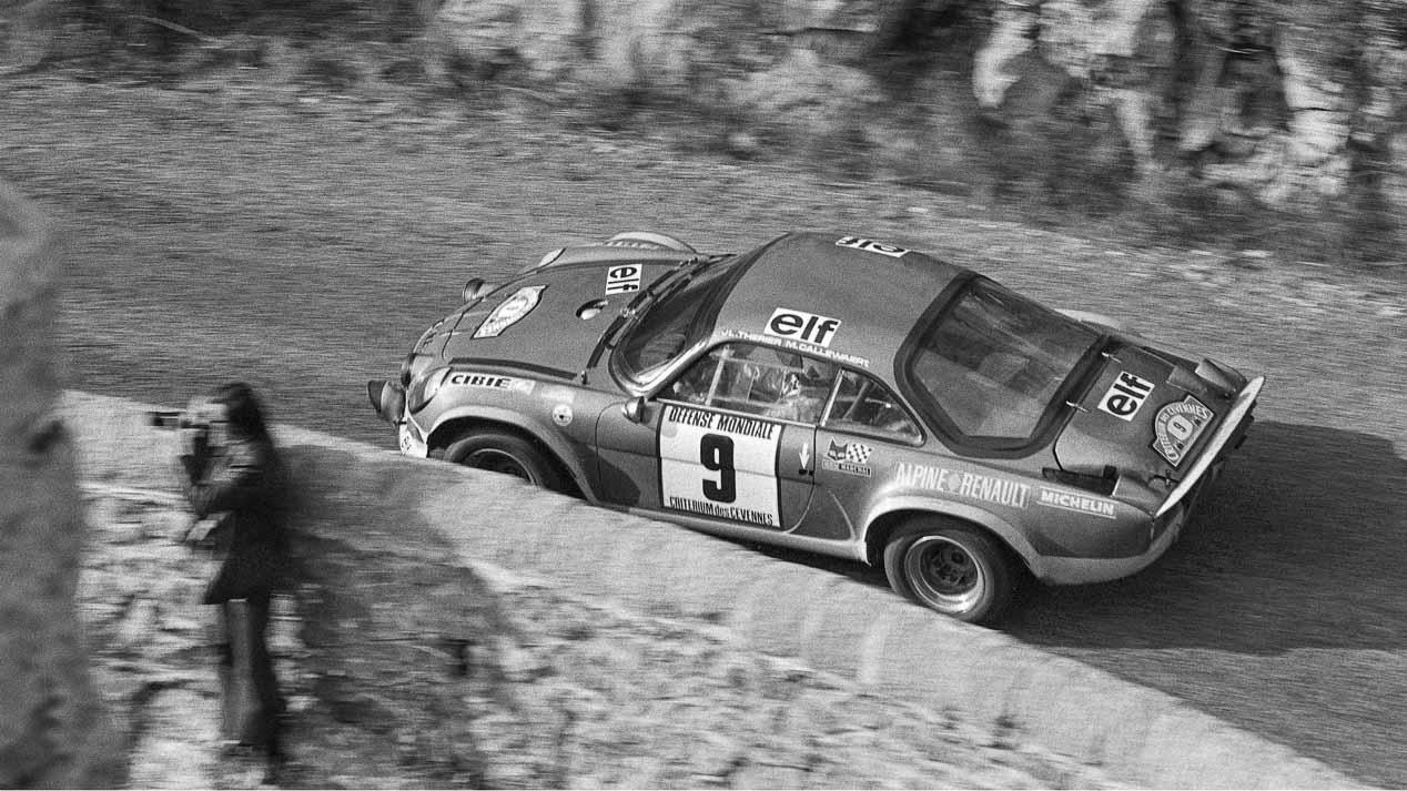El Alpine A120 coupé podría estrenarse en el próximo Rally de Montecarlo