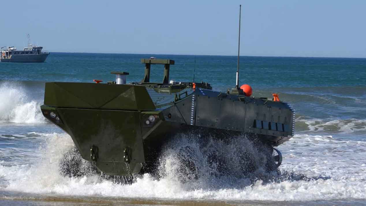 El vehículo militar anfibio al que nada se le pone por delante