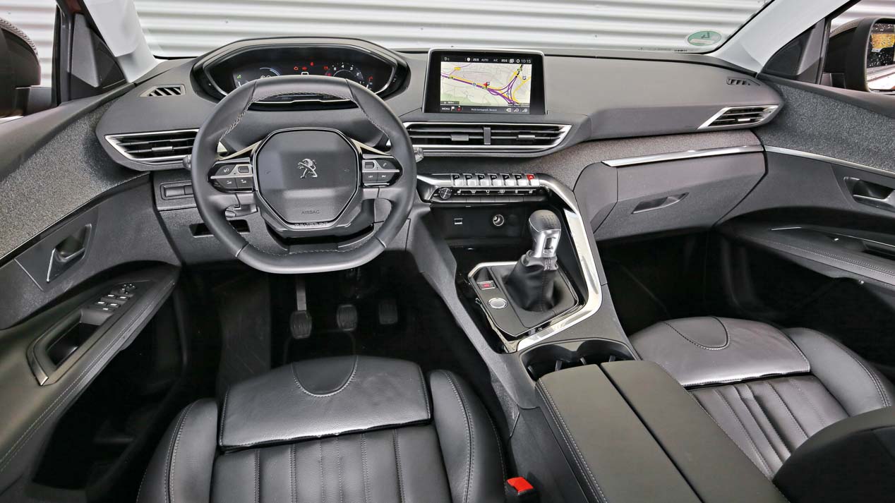 Peugeot 3008 1.6 BlueHDi vs Peugeot 3008 1.2 PureTech, ¿cuál es mejor?