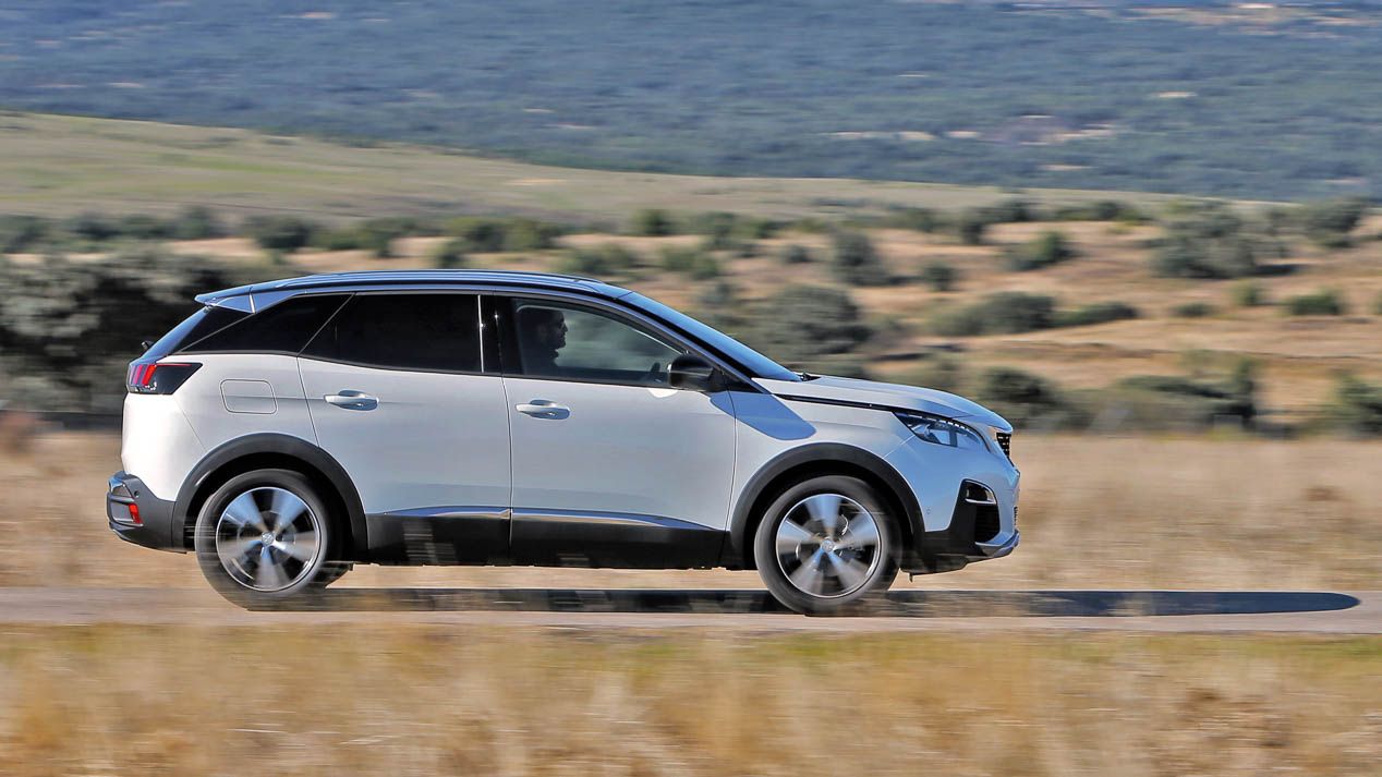 Peugeot 3008 1.6 BlueHDi vs Peugeot 3008 1.2 PureTech, ¿cuál es mejor?