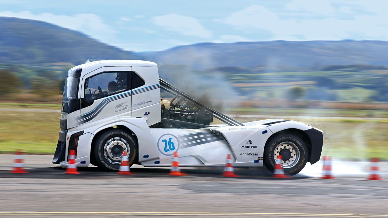 Probamos el nuevo Volvo Iron Knight: el camión más rápido