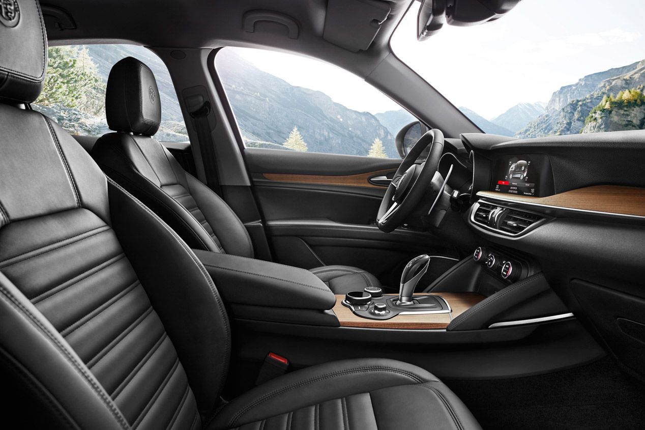 Alfa Romeo Stelvio First Edition, sus fotos