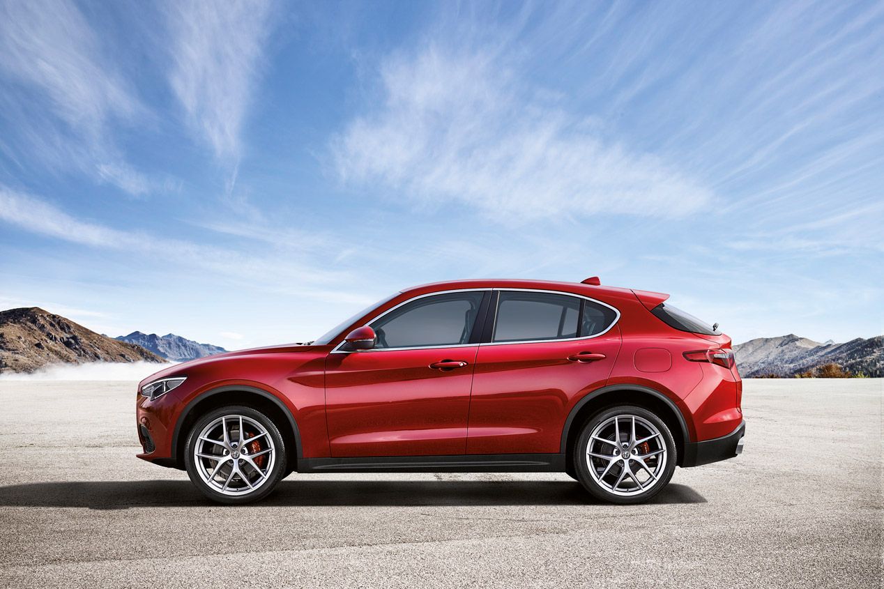 Alfa Romeo Stelvio First Edition, sus fotos