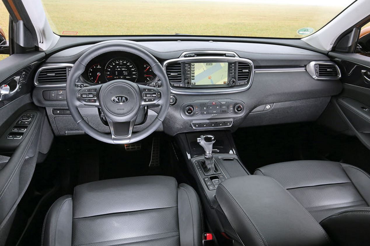 Skoda Kodiaq 2.0 TDi vs VW Tiguan 2.0 TDI vs Kia Sorento 2.2 CRDi
