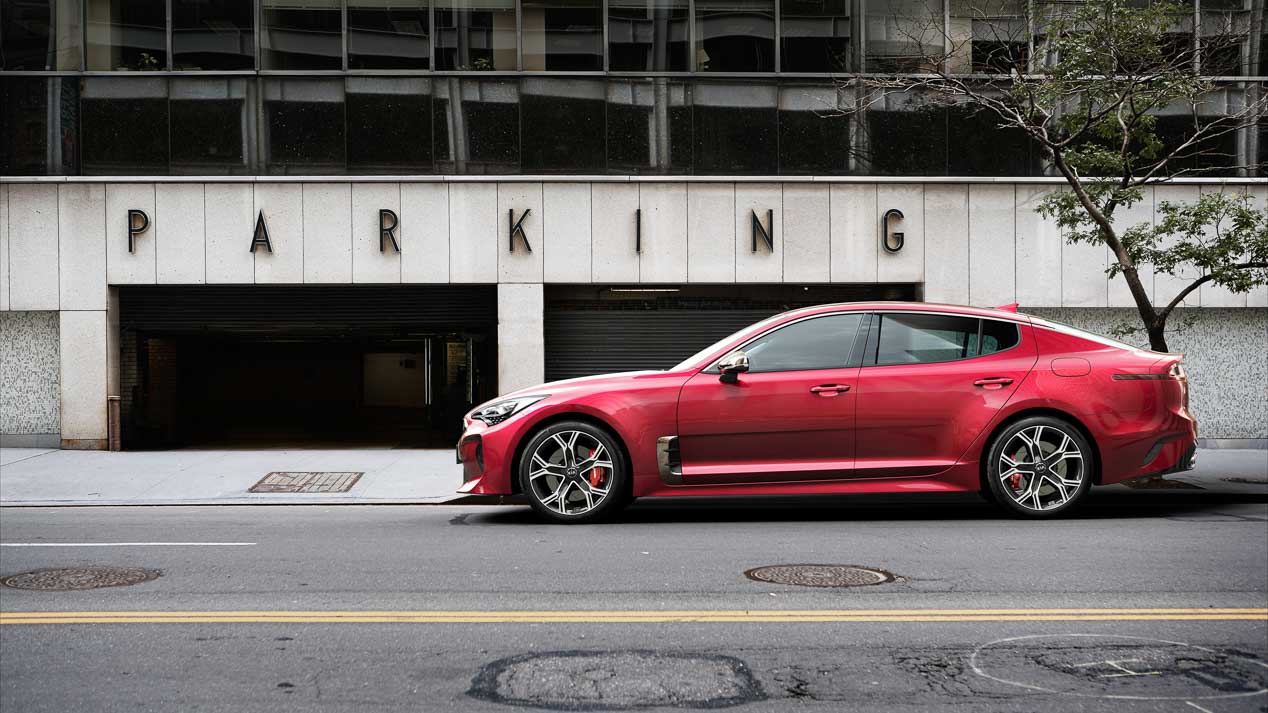 Kia Stinger. Ya nos hemos sentado en la súper berlina deportiva