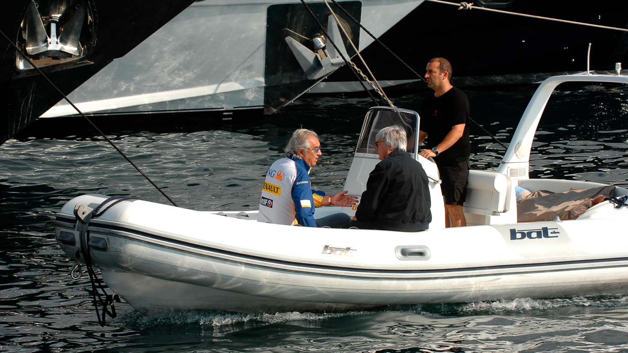 El papel de Ecclestone en la F1: mano de hierro, guante de seda