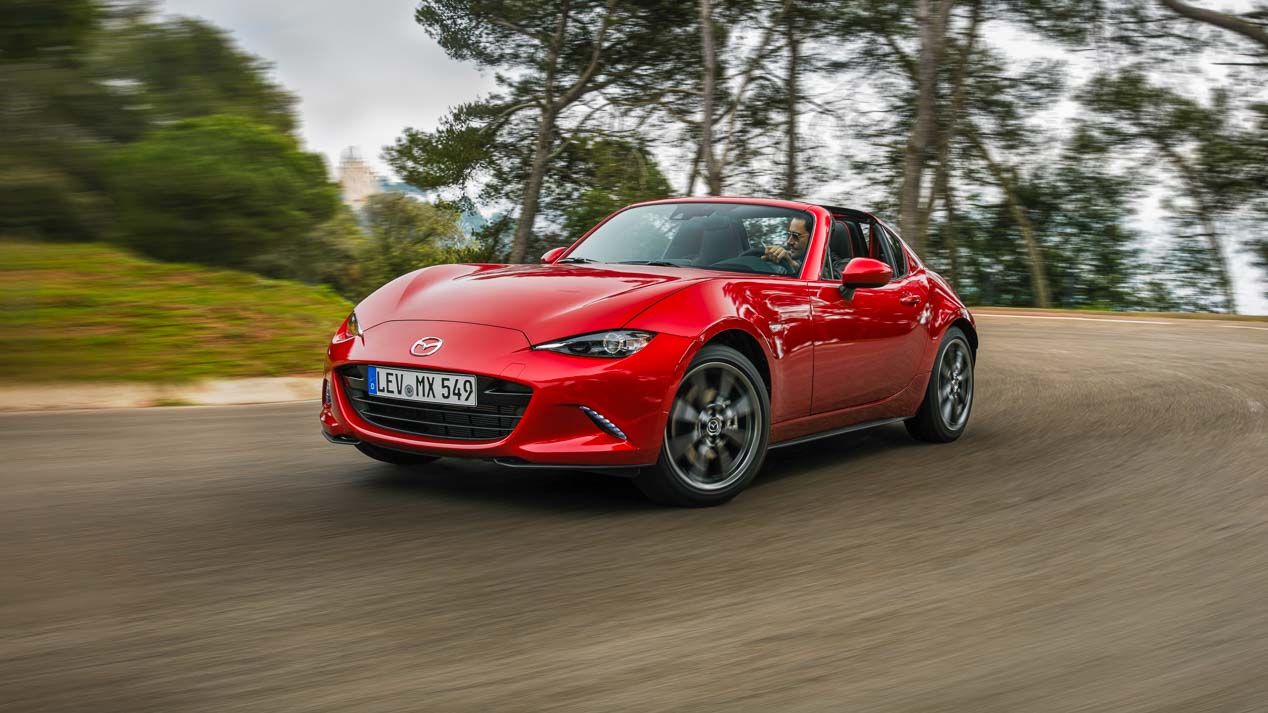 Mazda MX-5 RF: roadster con techo duro retráctil