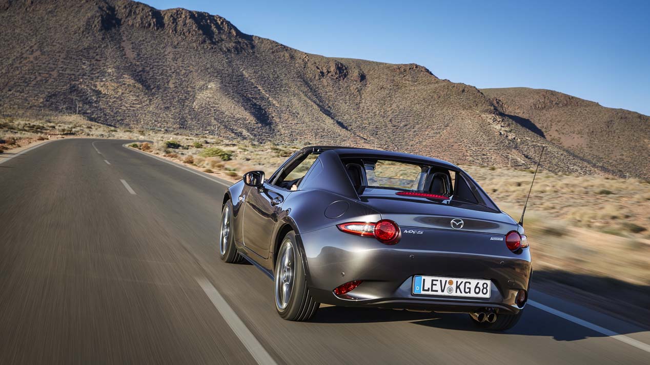 Mazda MX-5 RF: roadster con techo duro retráctil