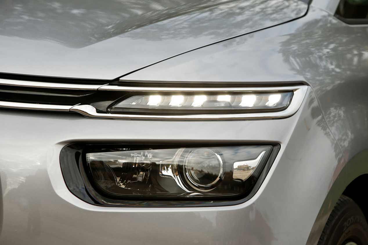 A prueba los Renault Scénic y Citroën C4 Picasso