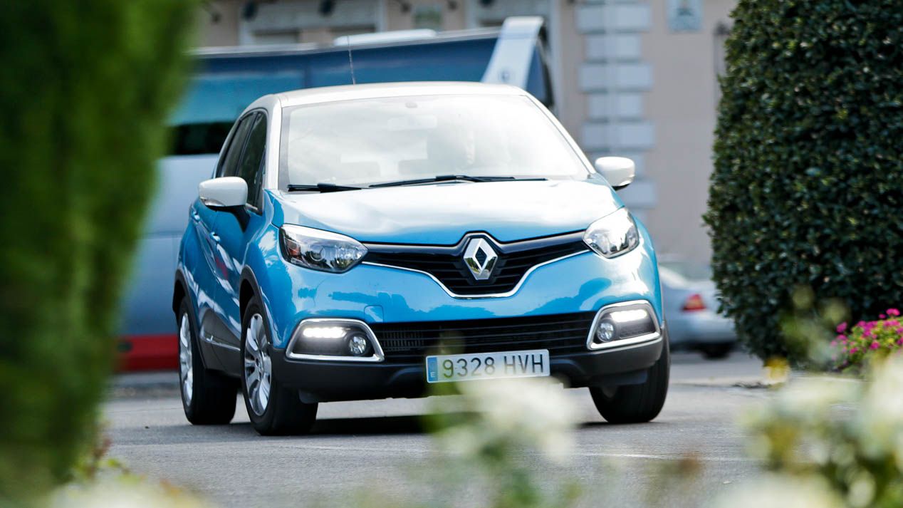 Nissan Juke dCi vs Peugeot 2008 1.6 BlueHDi vs Renault Captur dCi
